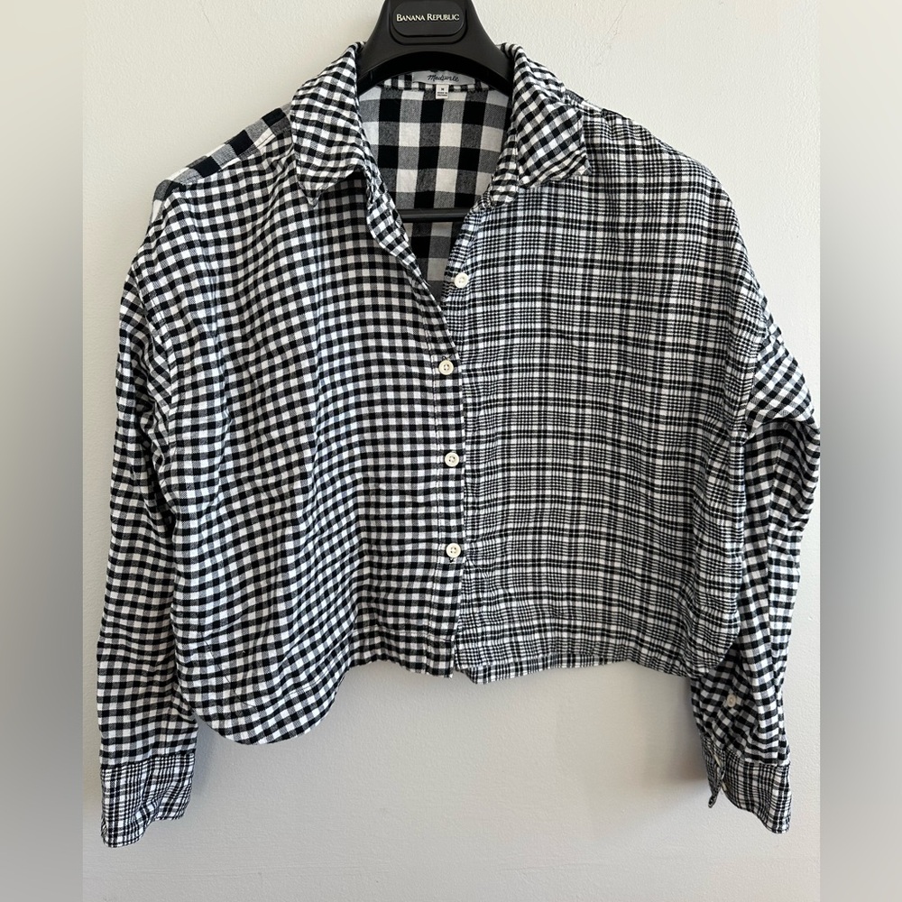 Madewell Long-Sleeve Crop Shirt in Plaid